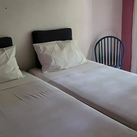 Catalan Terrace And Secure Garage بيت للعطل Rigarda